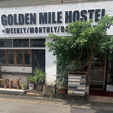 אמאמי Guest House Golden Mile Hostel מראה חיצוני תמונה