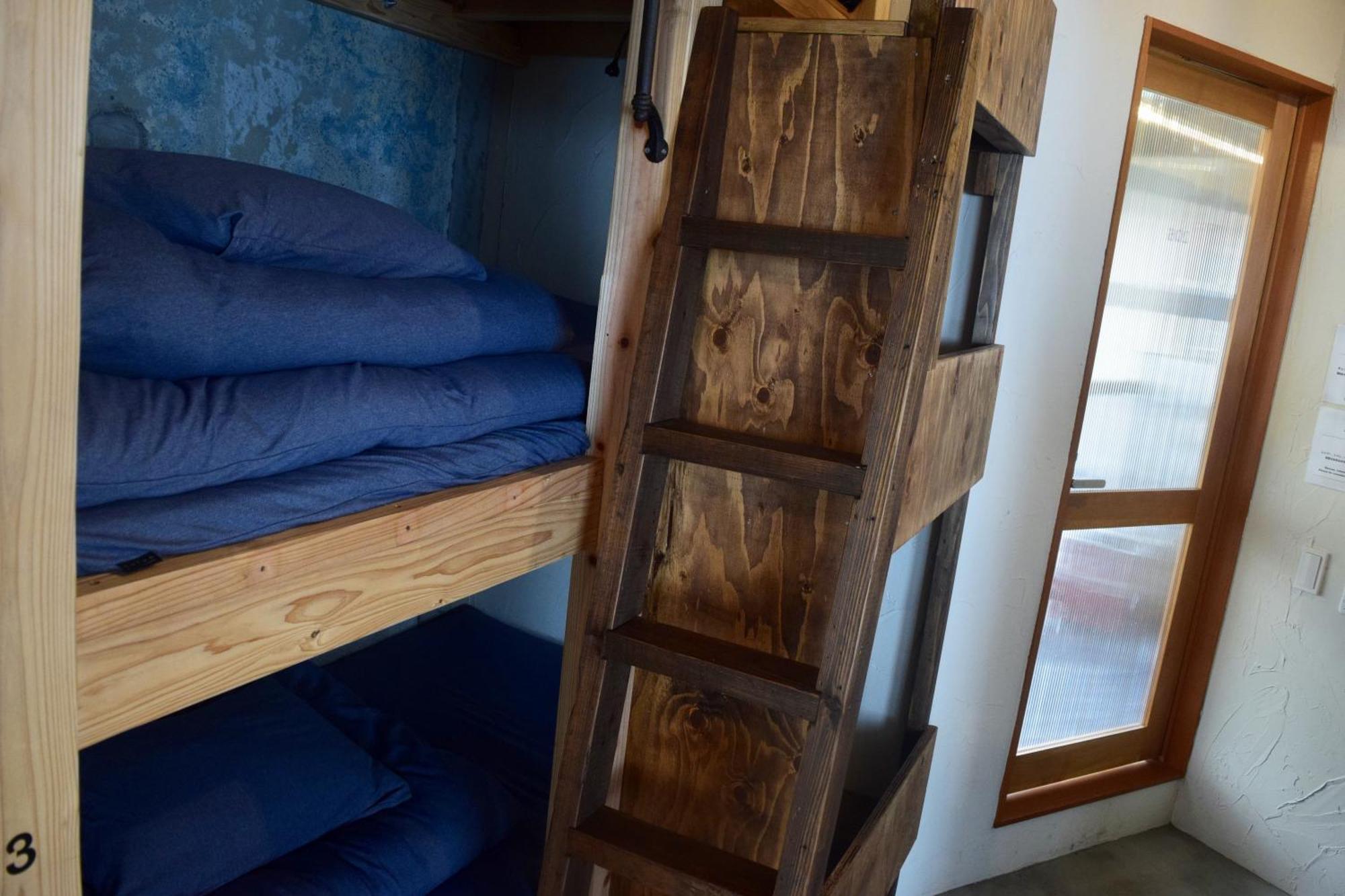 אמאמי Guest House Golden Mile Hostel חדר תמונה