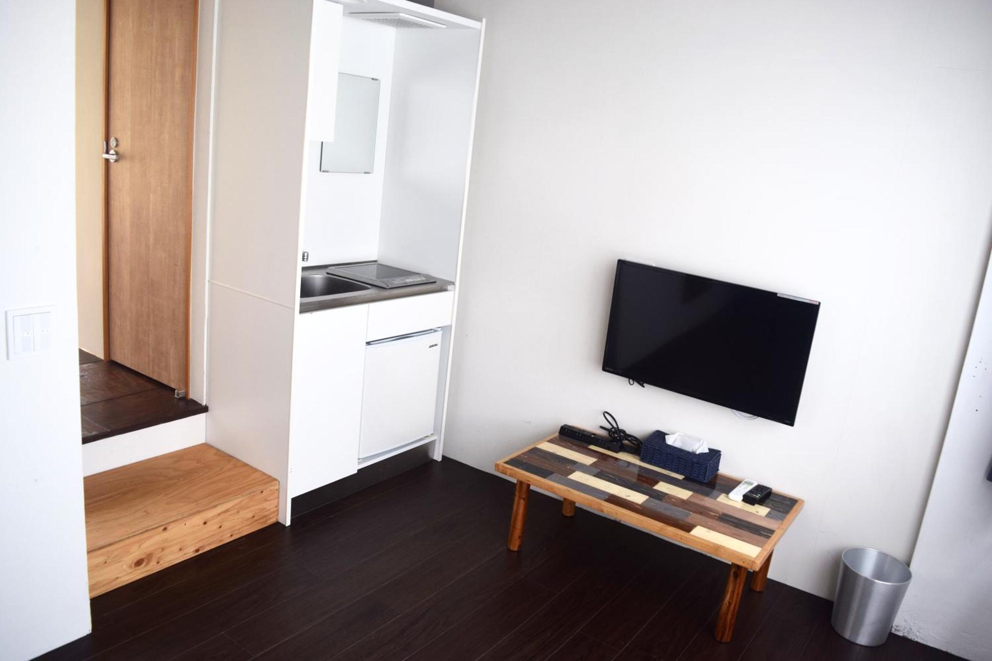 אמאמי Guest House Golden Mile Hostel חדר תמונה