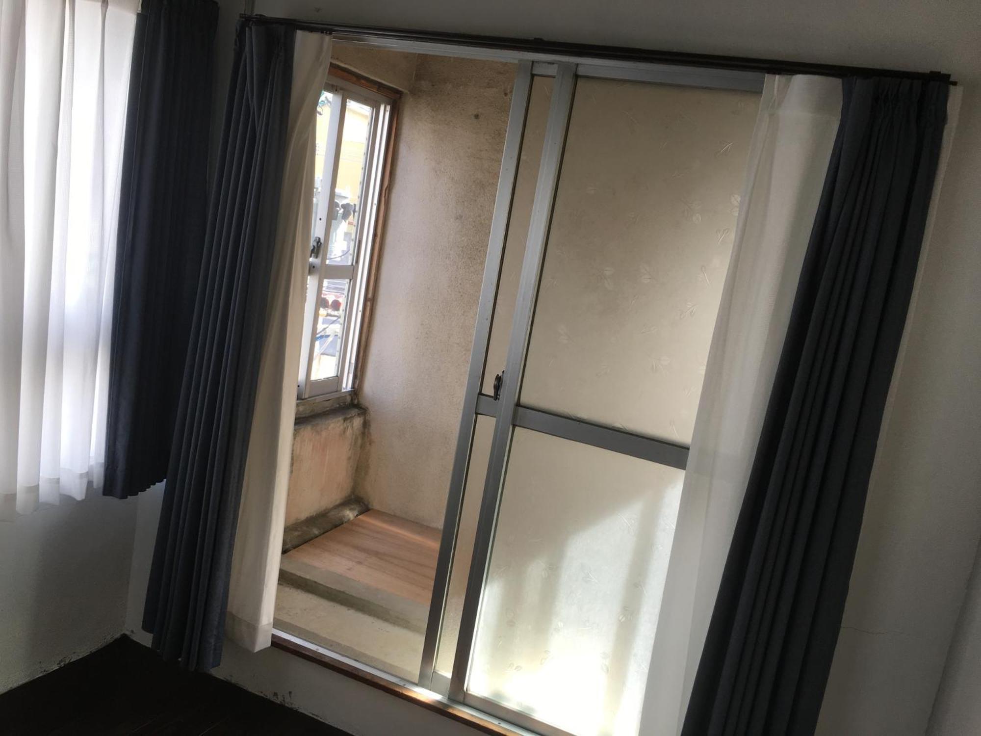 אמאמי Guest House Golden Mile Hostel חדר תמונה