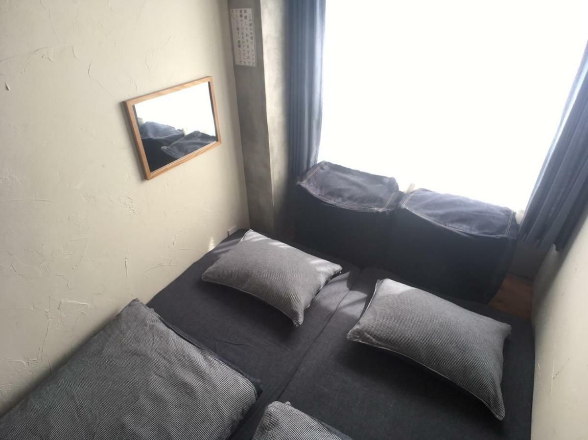 אמאמי Guest House Golden Mile Hostel מראה חיצוני תמונה