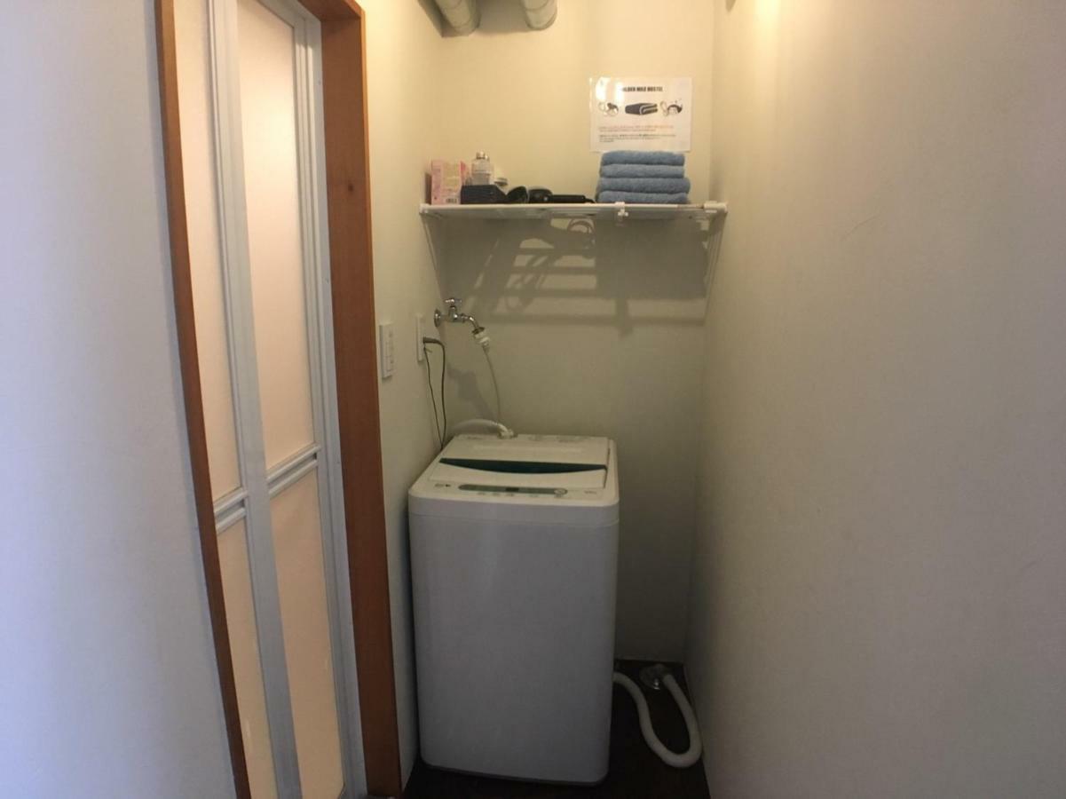 אמאמי Guest House Golden Mile Hostel מראה חיצוני תמונה