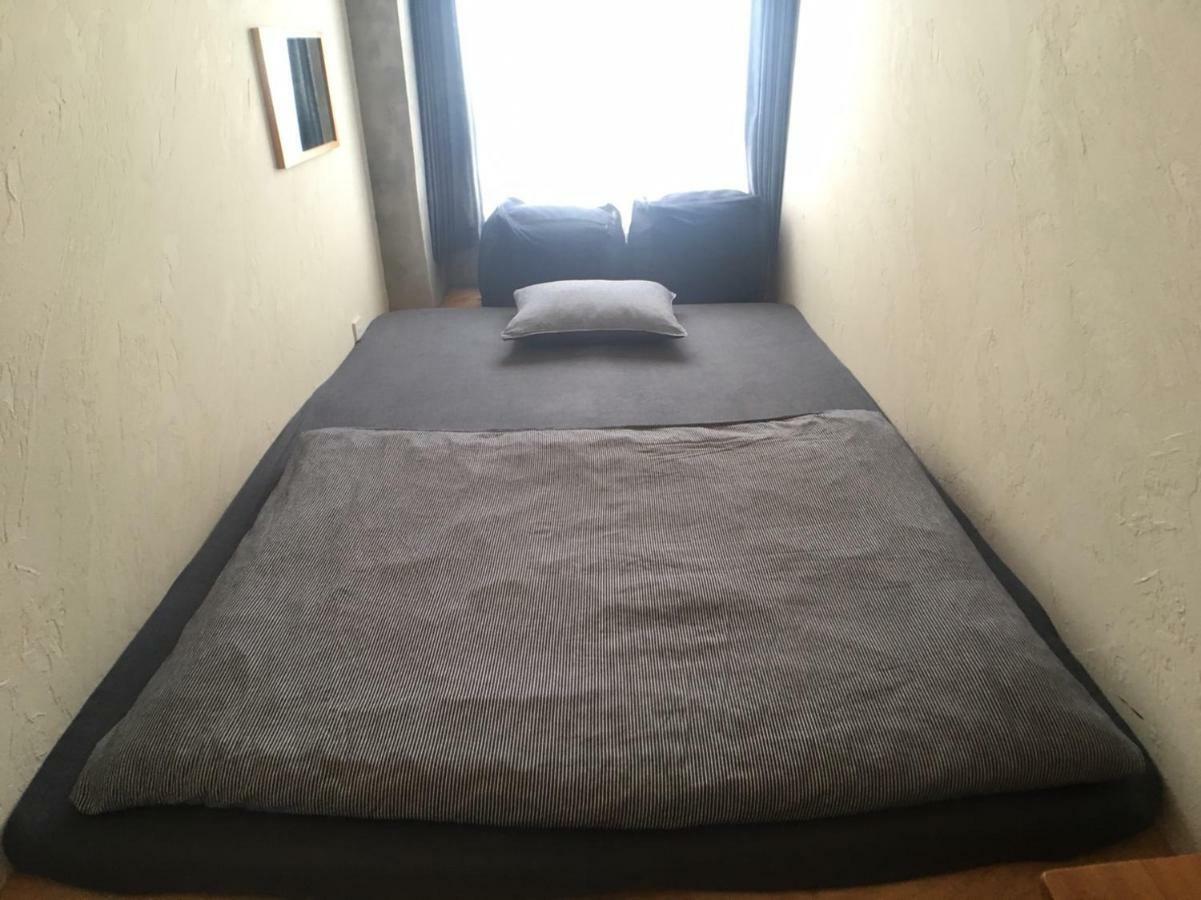 אמאמי Guest House Golden Mile Hostel מראה חיצוני תמונה