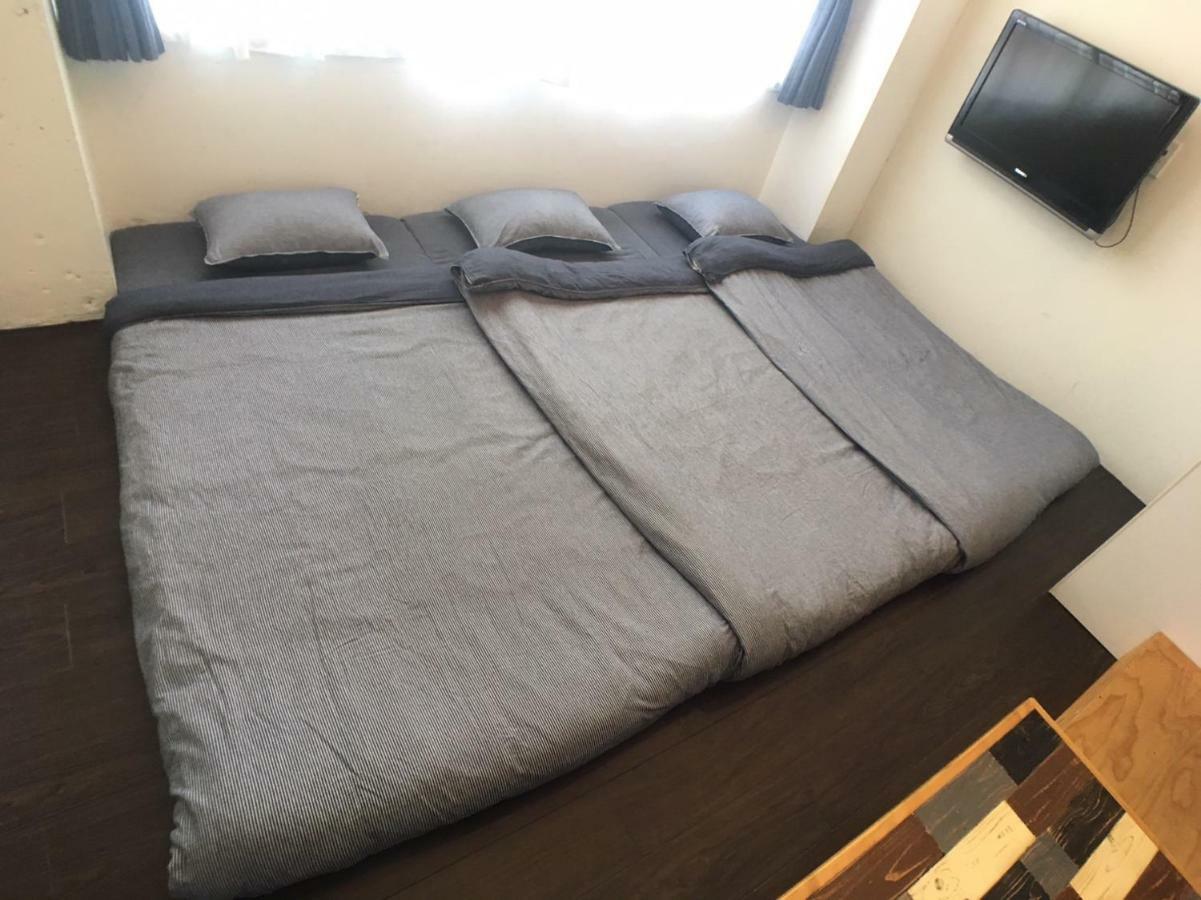 אמאמי Guest House Golden Mile Hostel מראה חיצוני תמונה
